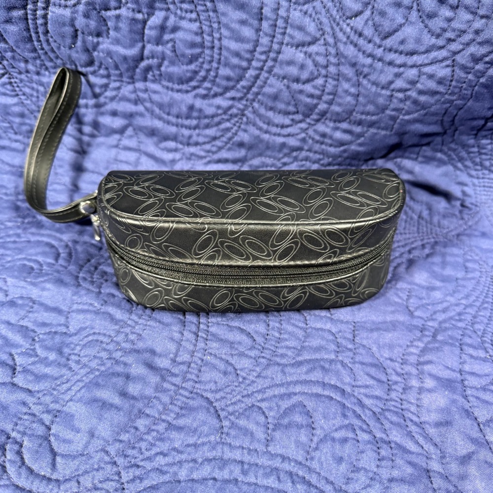 Oakley Black Embossed Logo Sunglasses Soft Case with‎ Wristlet Strap Zip Closure